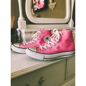 Pink Converse Chuck Taylor All Star